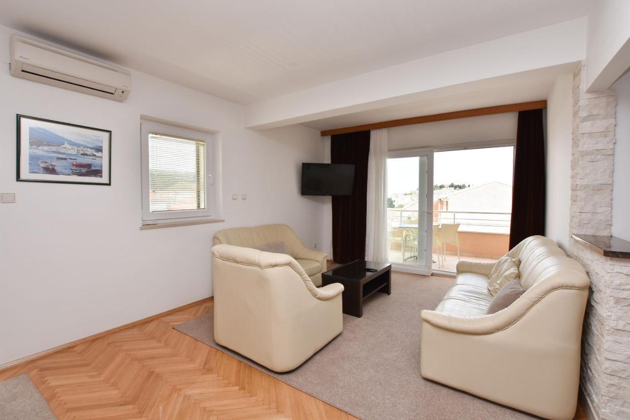 פרימוסטן Apartments Danica מראה חיצוני תמונה