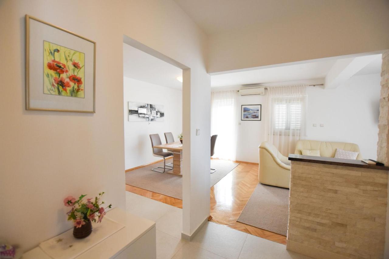 פרימוסטן Apartments Danica מראה חיצוני תמונה