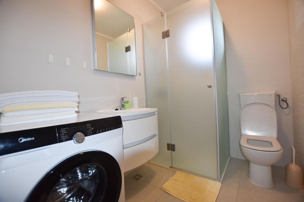 פרימוסטן Apartments Danica מראה חיצוני תמונה