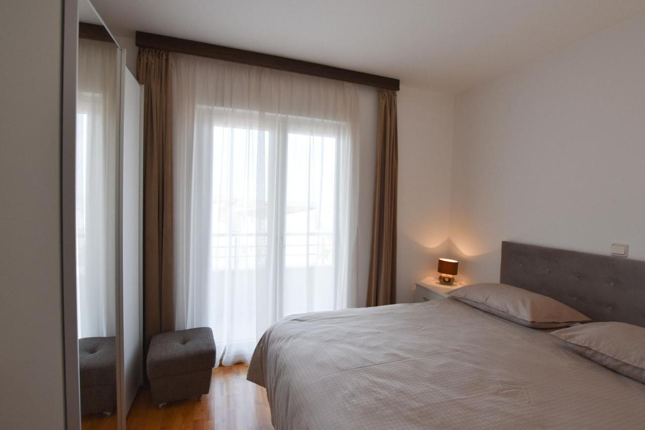פרימוסטן Apartments Danica מראה חיצוני תמונה