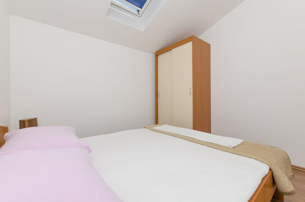 פרימוסטן Apartments Danica מראה חיצוני תמונה
