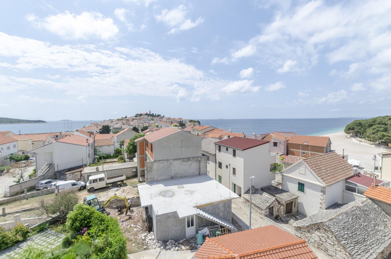 פרימוסטן Apartments Danica מראה חיצוני תמונה