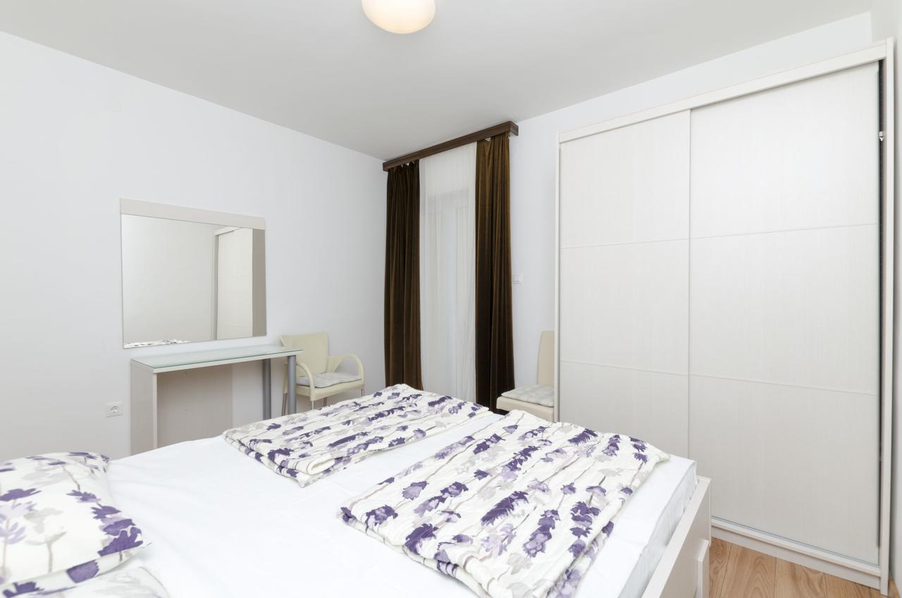 פרימוסטן Apartments Danica מראה חיצוני תמונה