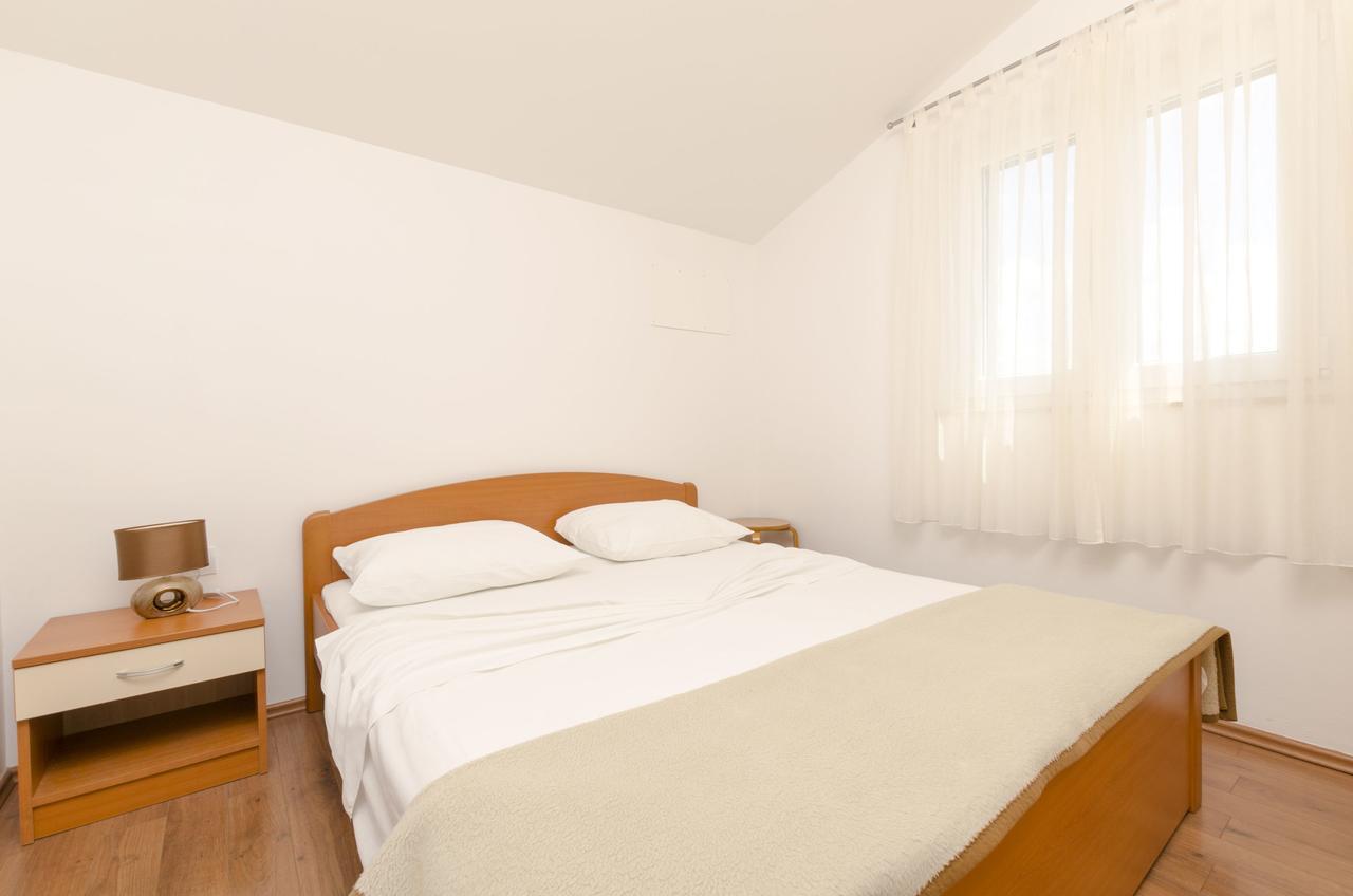 פרימוסטן Apartments Danica מראה חיצוני תמונה